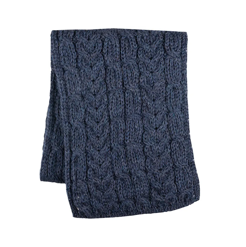Aran cable scarf