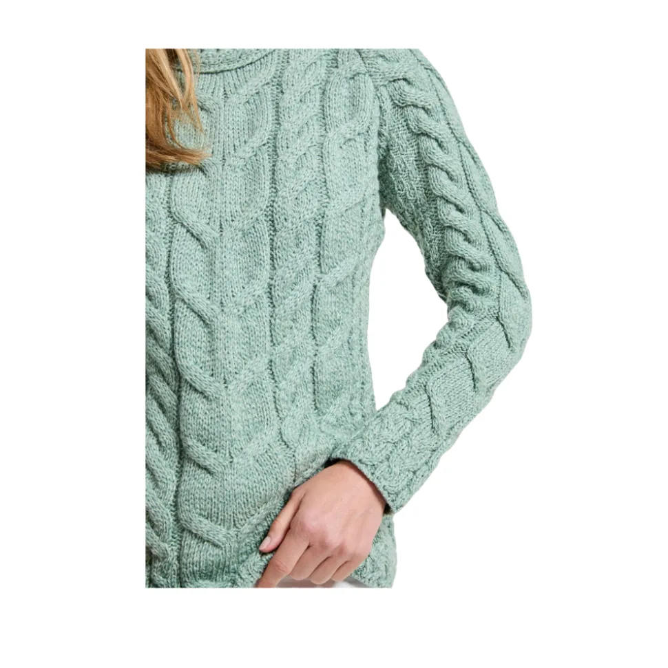 Sweater cabled raglan