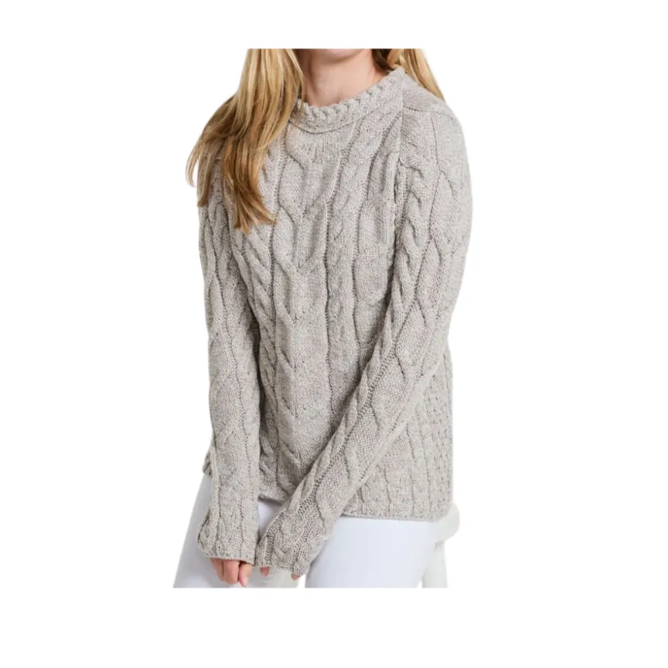 Sweater cabled raglan